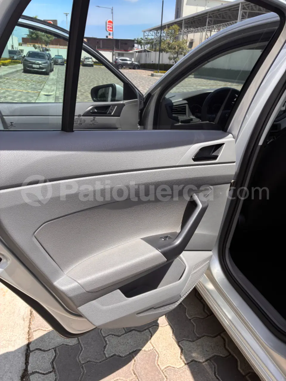 Foto 8 de Volkswagen Virtus