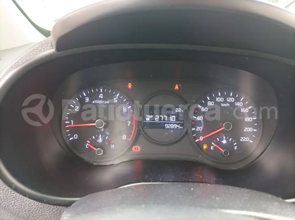 Foto 9 de Kia PICANTO EX 1.2
