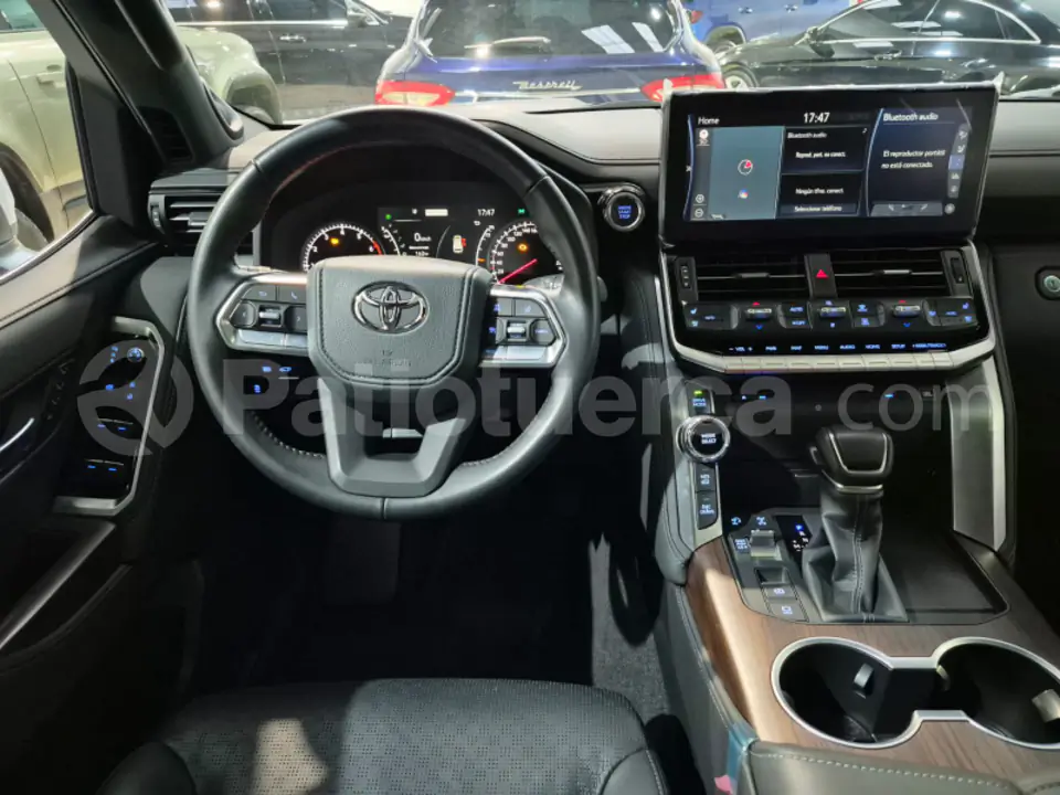 Foto 8 de Toyota Land Cruiser 300