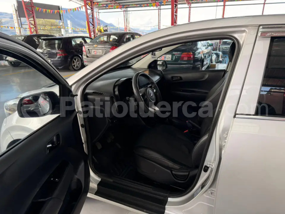 Foto 7 de Kia PICANTO LX