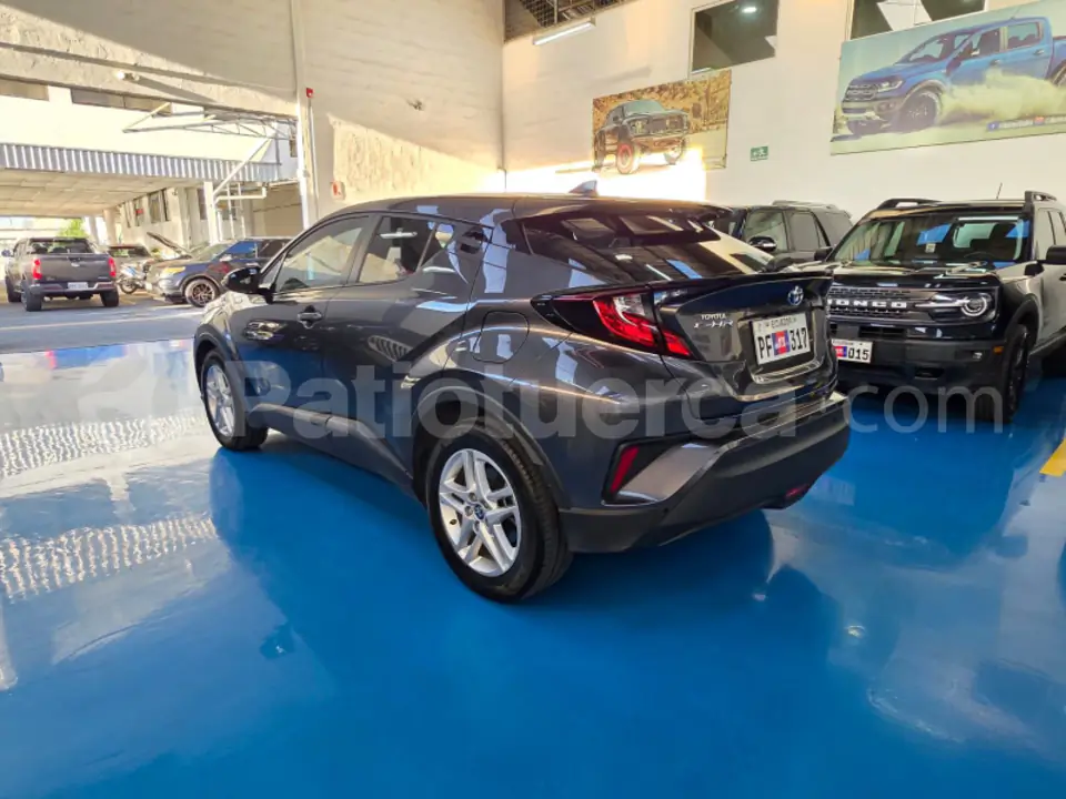 Foto 3 de Toyota C-HR