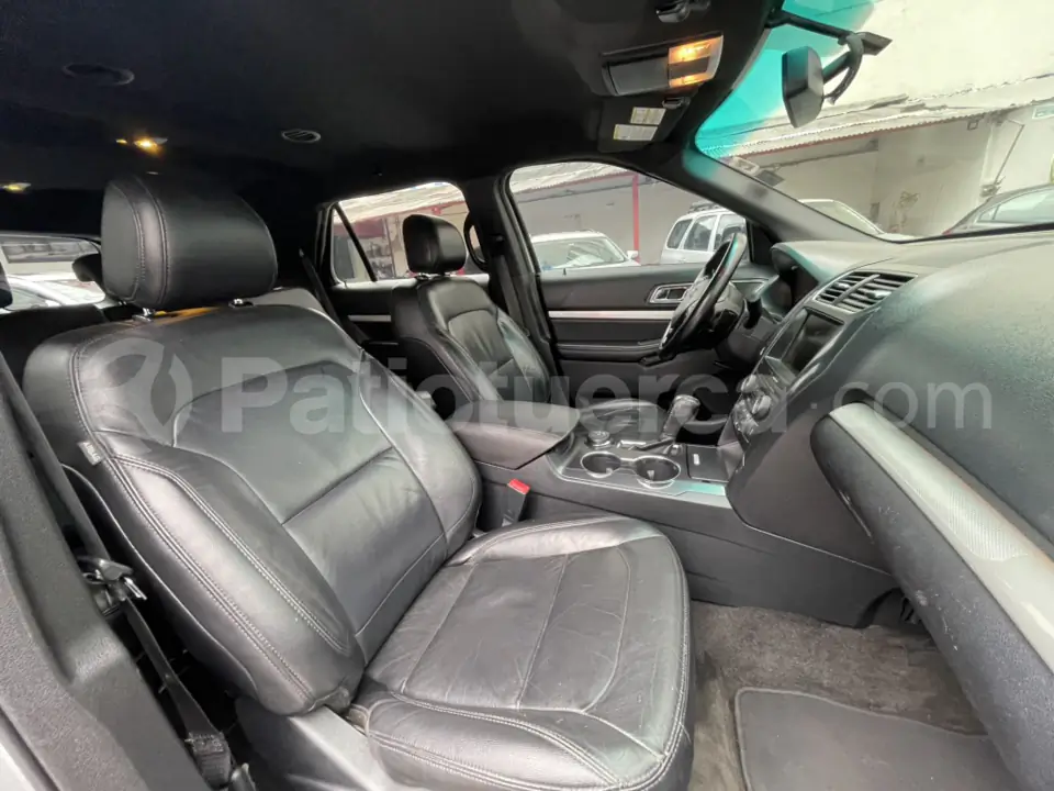 Foto 11 de Ford Explorer XLT