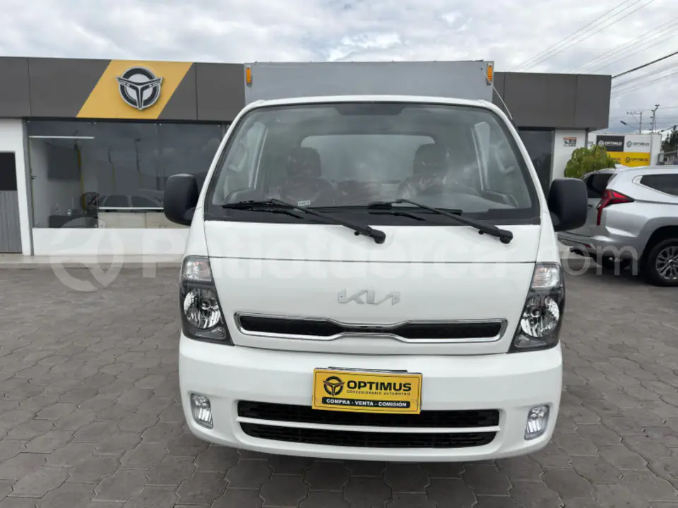 Foto 2 de Kia K2700