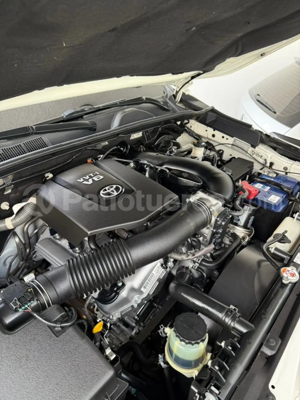 Foto 3 de Toyota Fortuner 4.0
