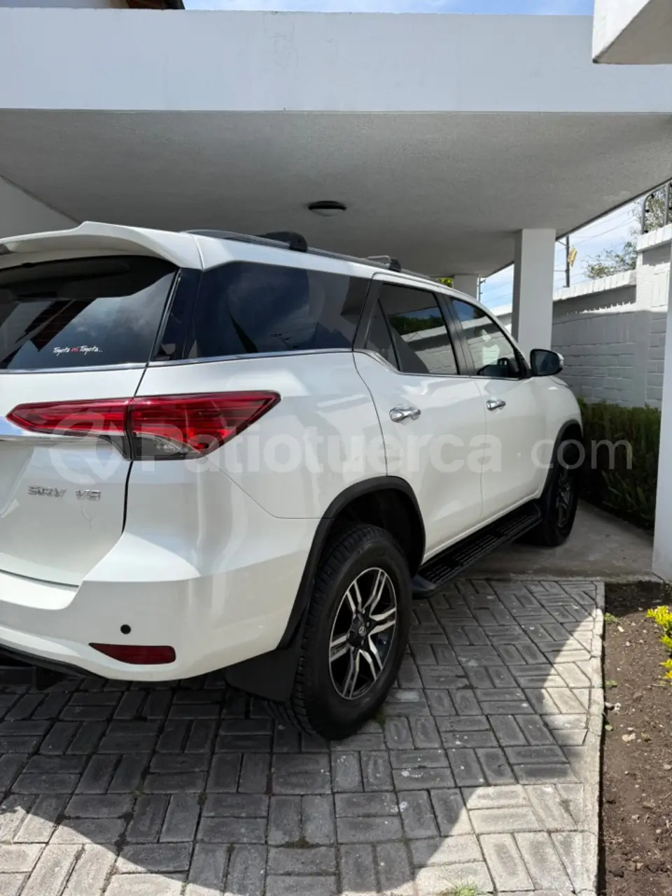 Foto 7 de Toyota Fortuner 4.0