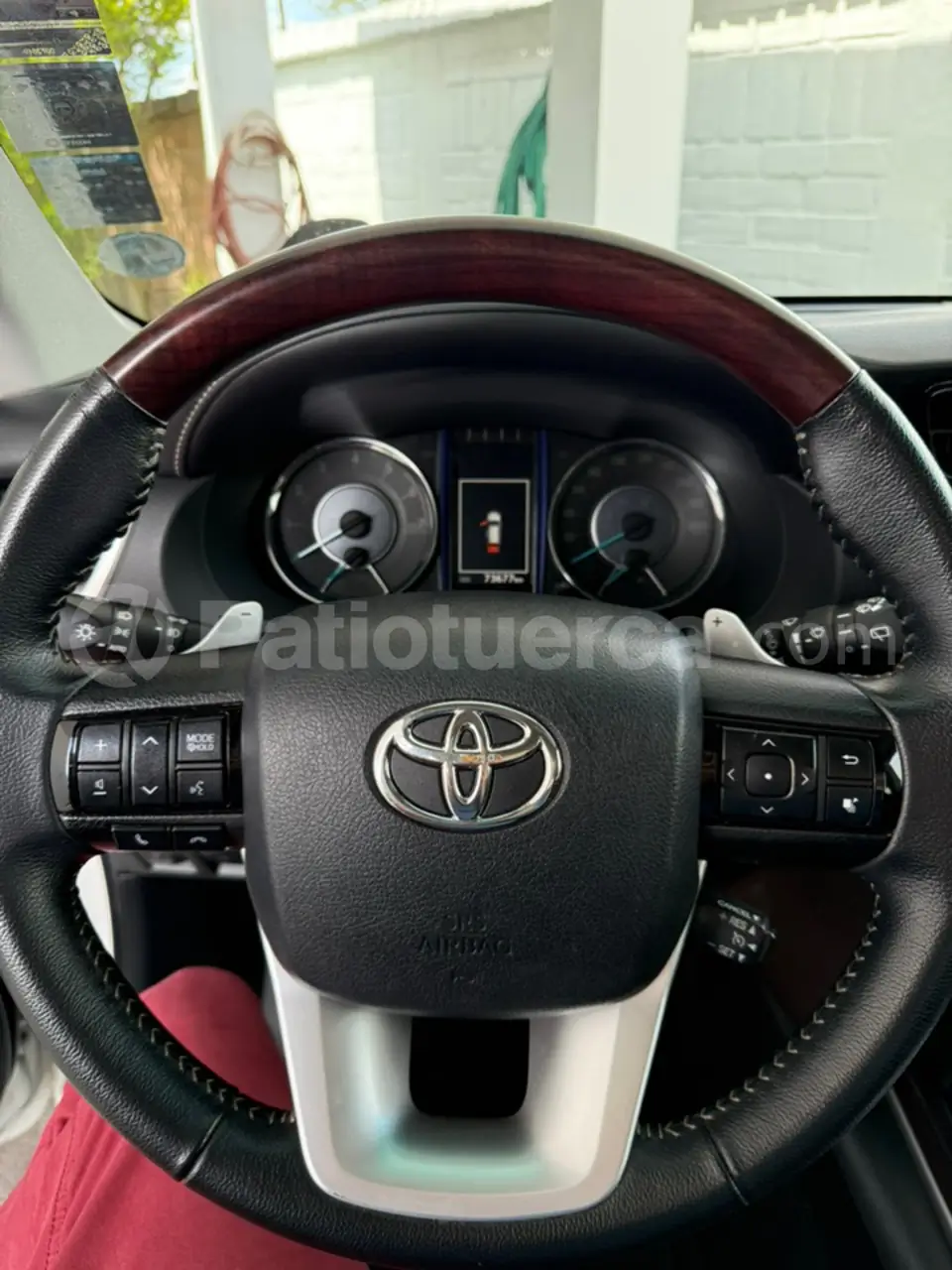 Foto 10 de Toyota Fortuner 4.0
