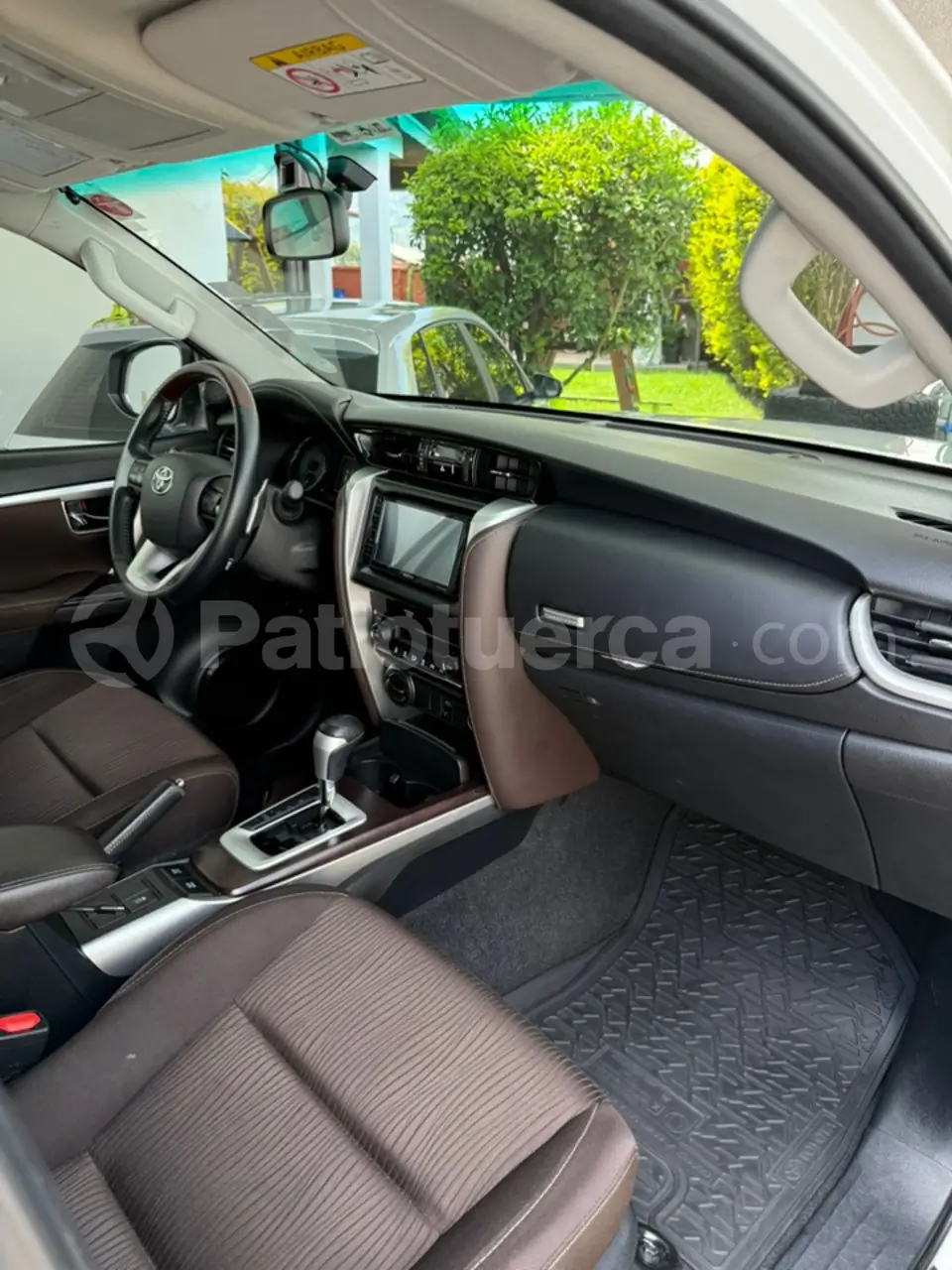 Foto 14 de Toyota Fortuner 4.0