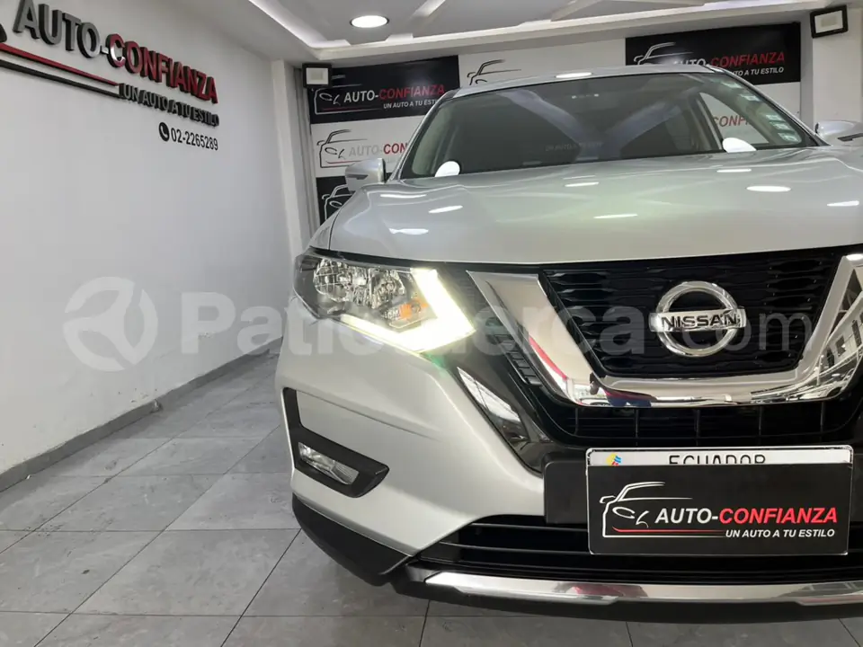 Foto 1 de Nissan XTRAIL SENSE