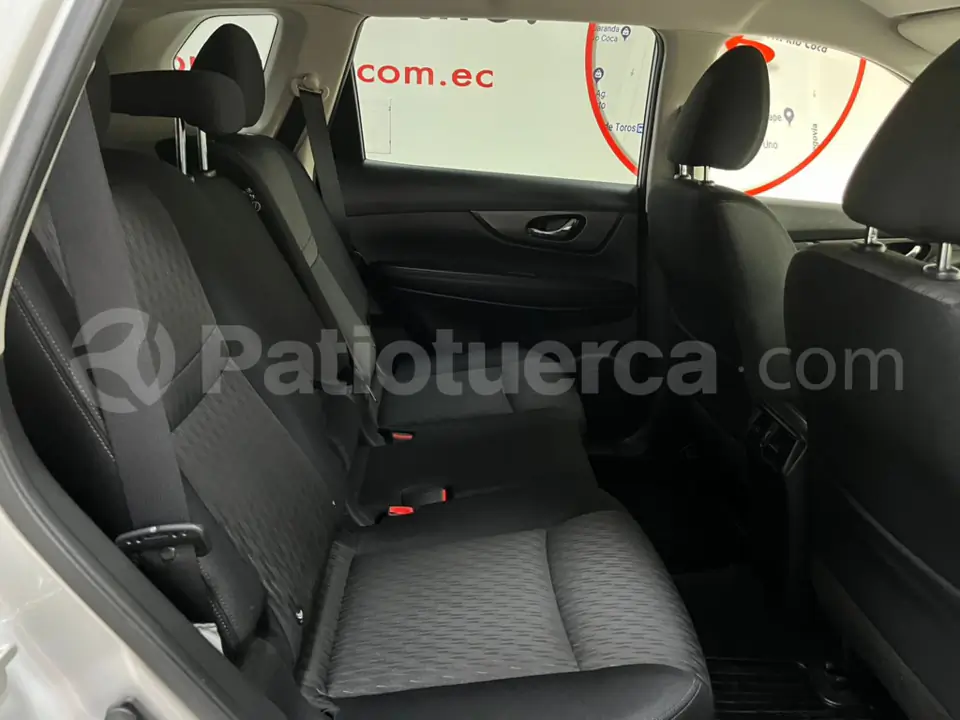Foto 15 de Nissan XTRAIL SENSE