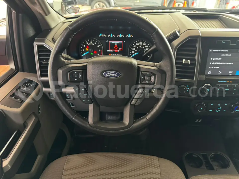 Foto 18 de Ford F150 XLT 4X4
