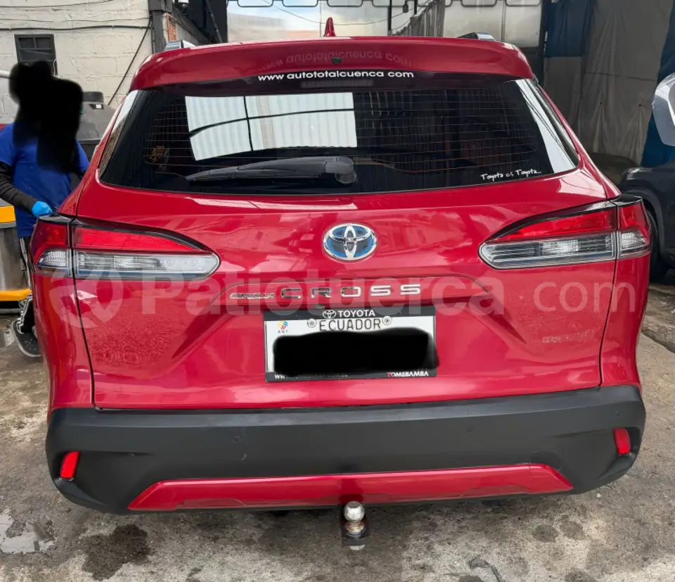 Foto 2 de Toyota Corolla Cross High