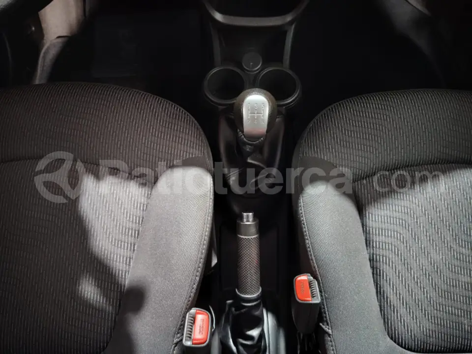 Foto 13 de Chevrolet SPARK GT LS