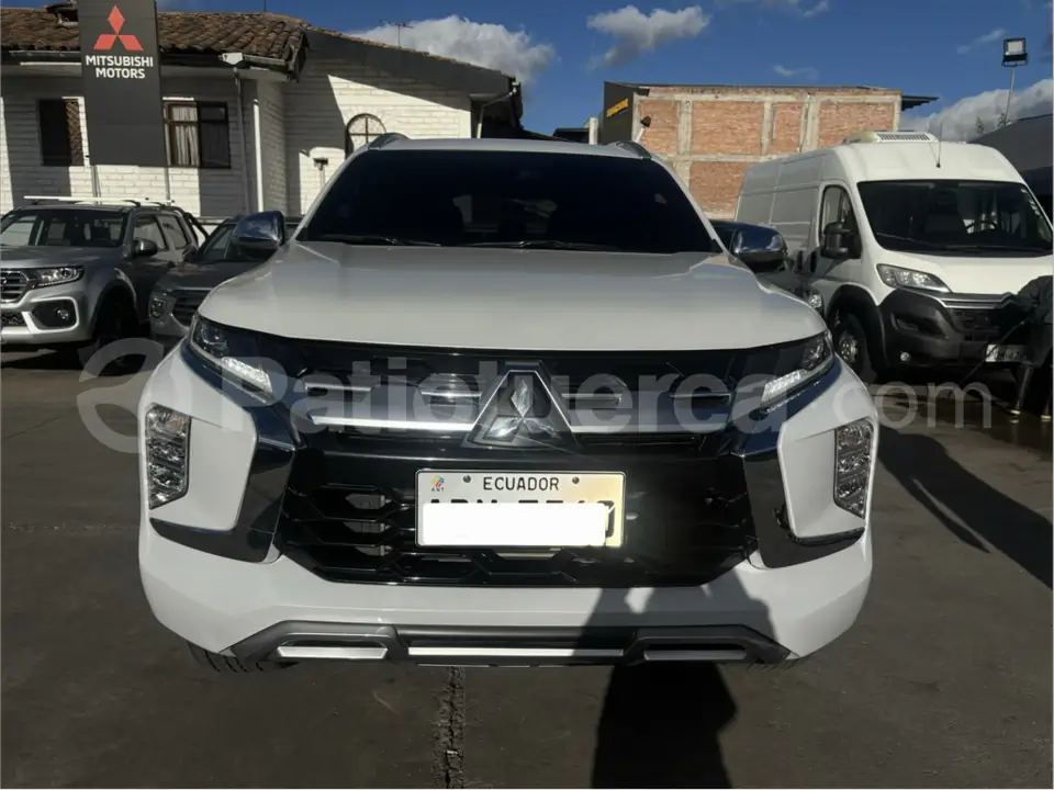 Foto 1 de Mitsubishi Montero Sport Diesel