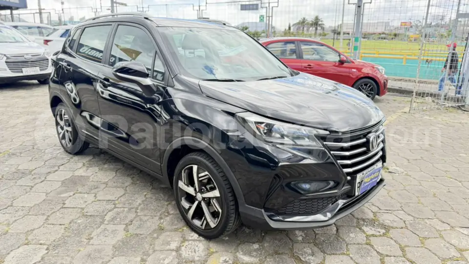 Foto 1 de Changan CS 15