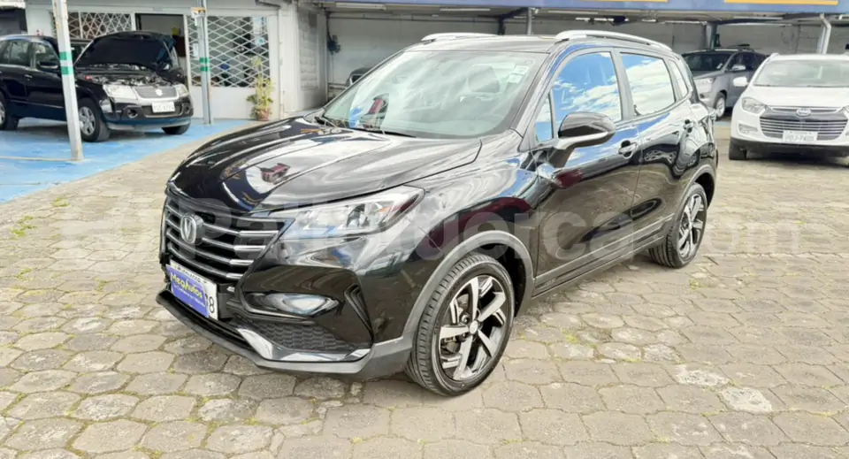 Foto 2 de Changan CS 15