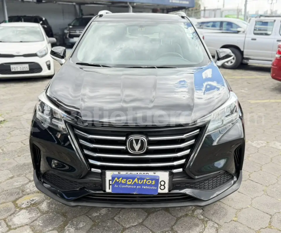 Foto 3 de Changan CS 15