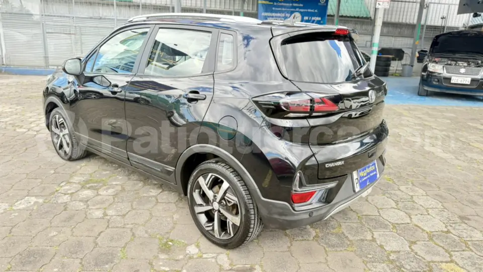 Foto 5 de Changan CS 15