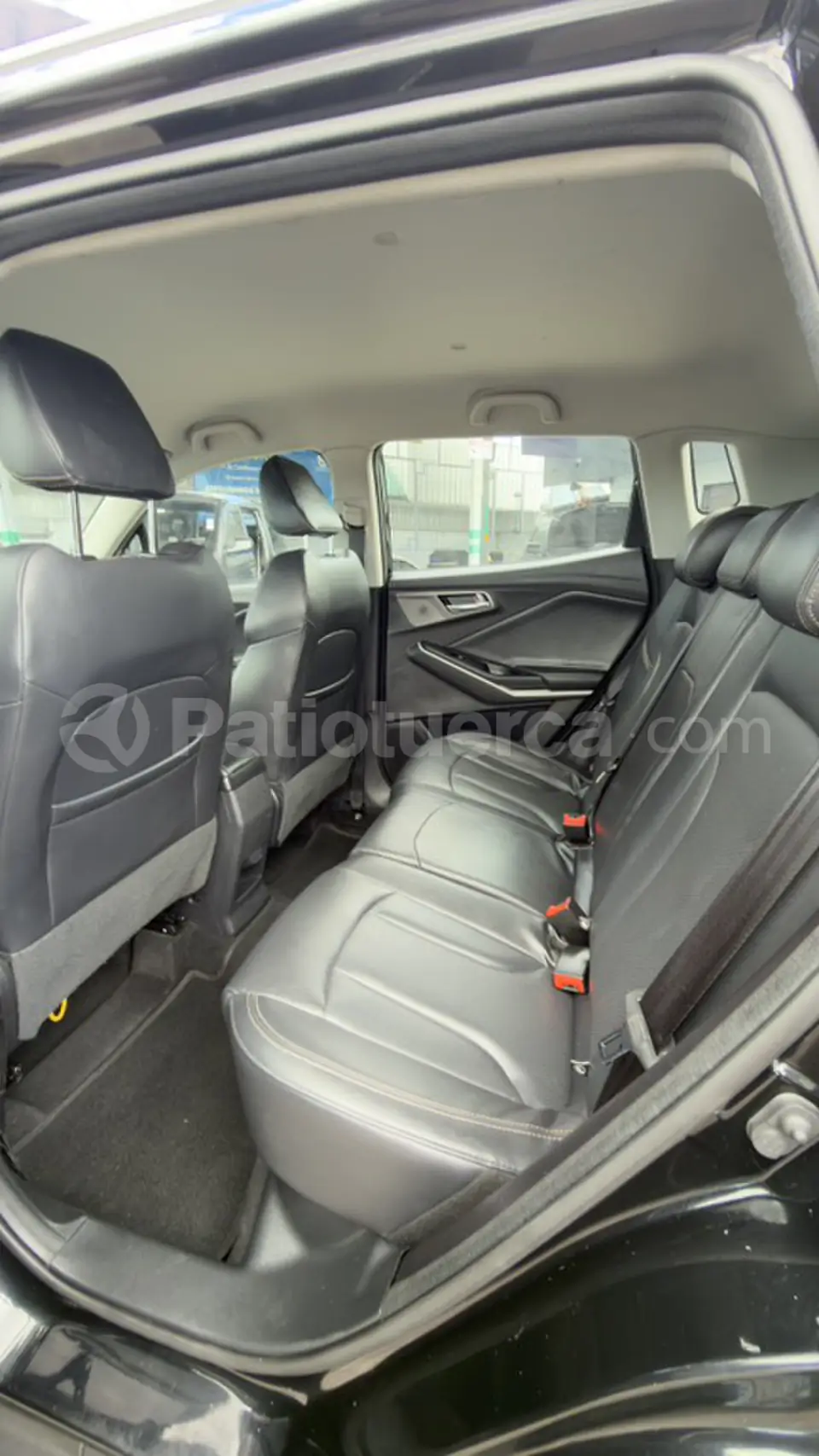 Foto 7 de Changan CS 15