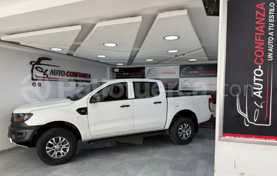 Foto 1 de Ford RANGER CREW CAB XL
