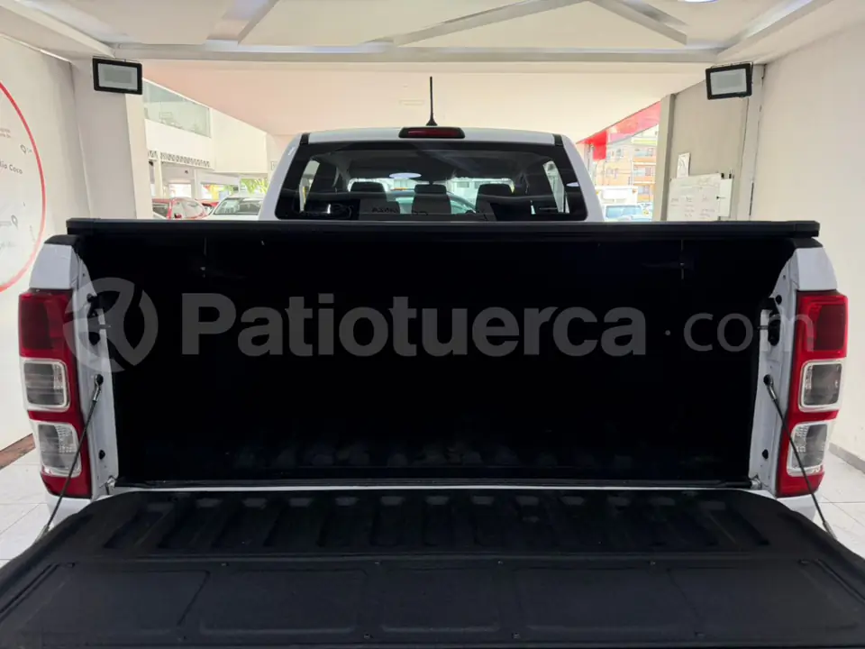 Foto 10 de Ford RANGER CREW CAB XL
