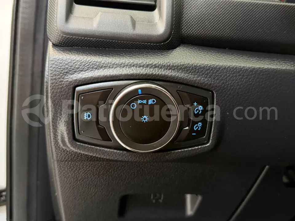 Foto 12 de Ford RANGER CREW CAB XL