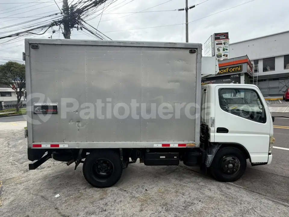 Foto 10 de Mitsubishi Canter