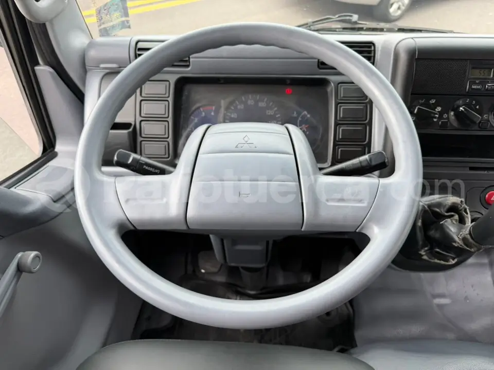 Foto 16 de Mitsubishi Canter