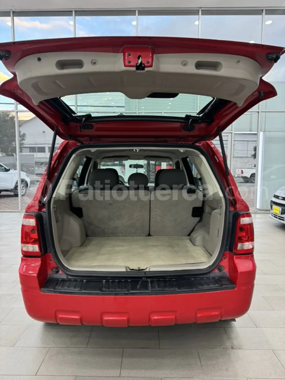 Foto 9 de Ford ESCAPE XLS