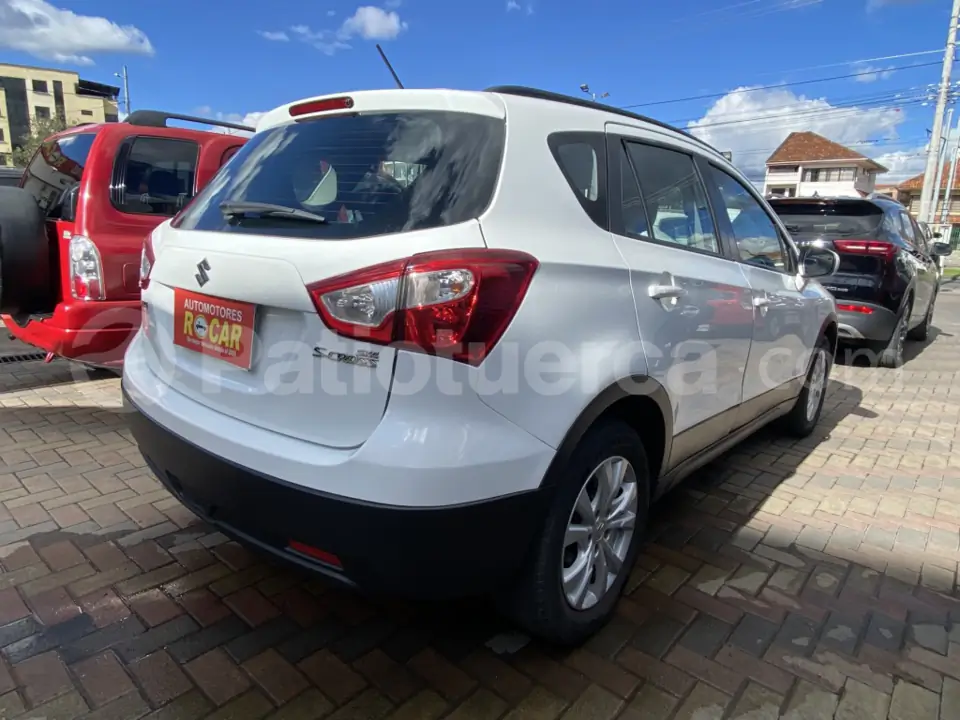 Foto 4 de Suzuki Scross