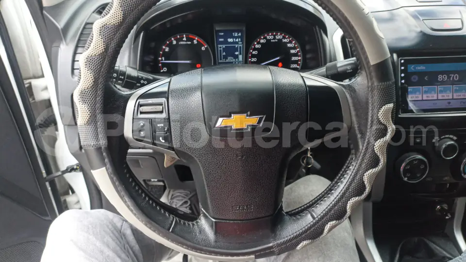 Foto 8 de Chevrolet D-MAX CRDI FULL AC 3.0 CD 4X4 TM DIESEL