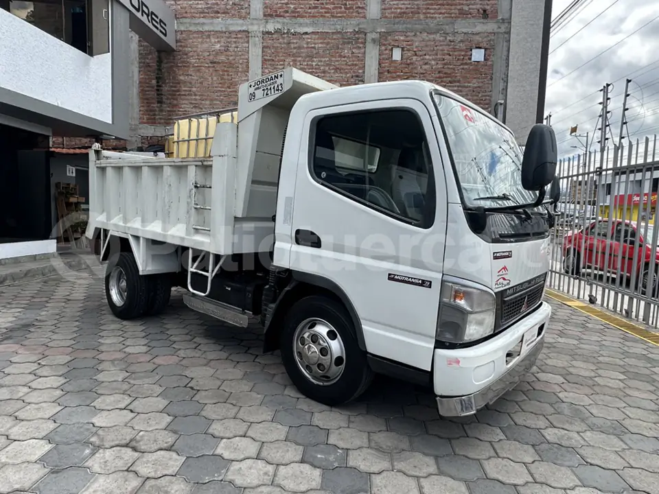 Foto 1 de Mitsubishi Canter Fuso 5.5Tn.