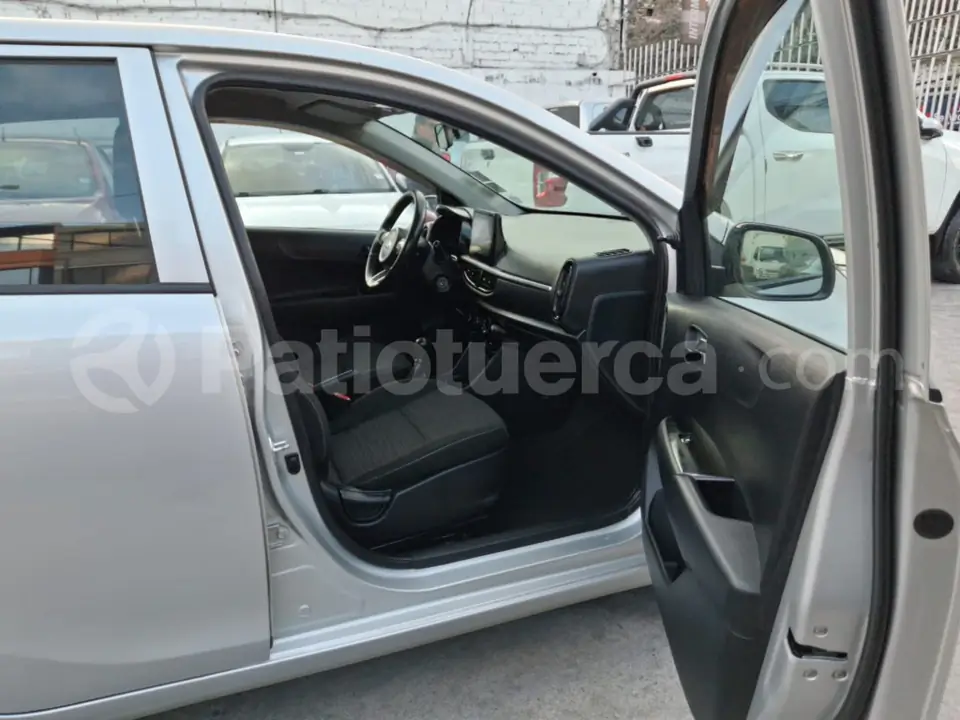 Foto 11 de Kia PICANTO LX