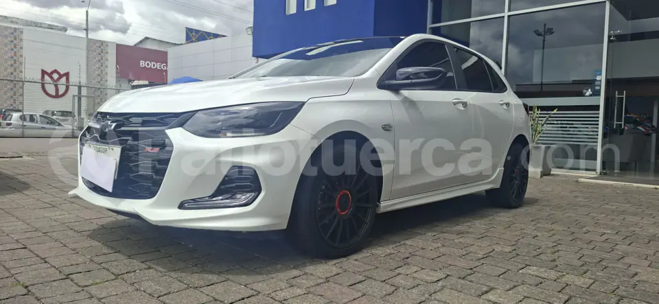 Foto 2 de Chevrolet ONIX RS