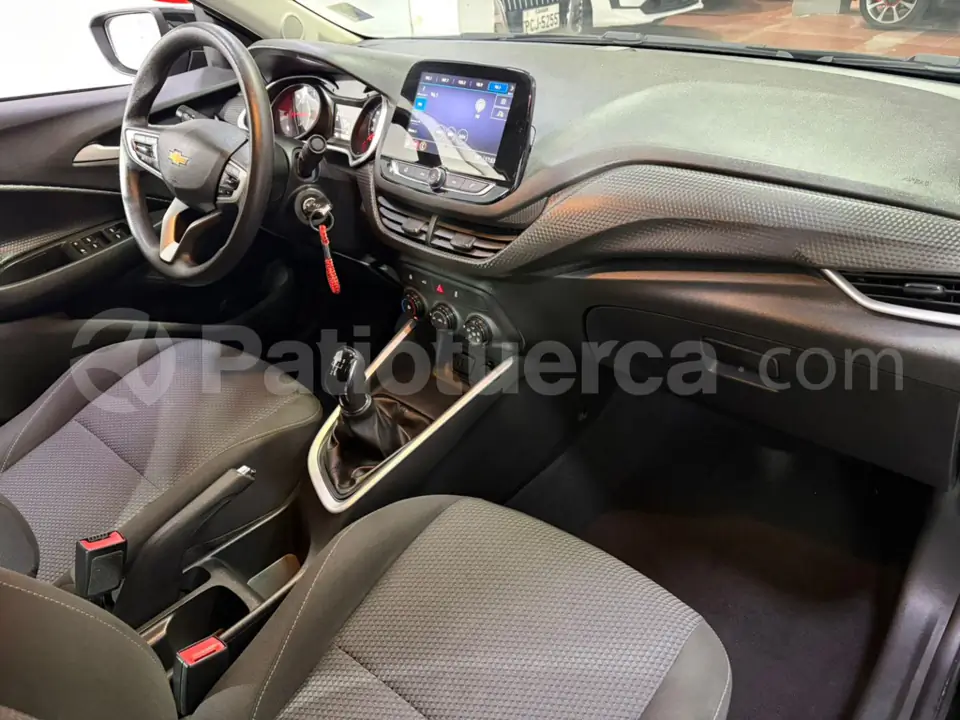 Foto 15 de Chevrolet ONIX LT TURBO