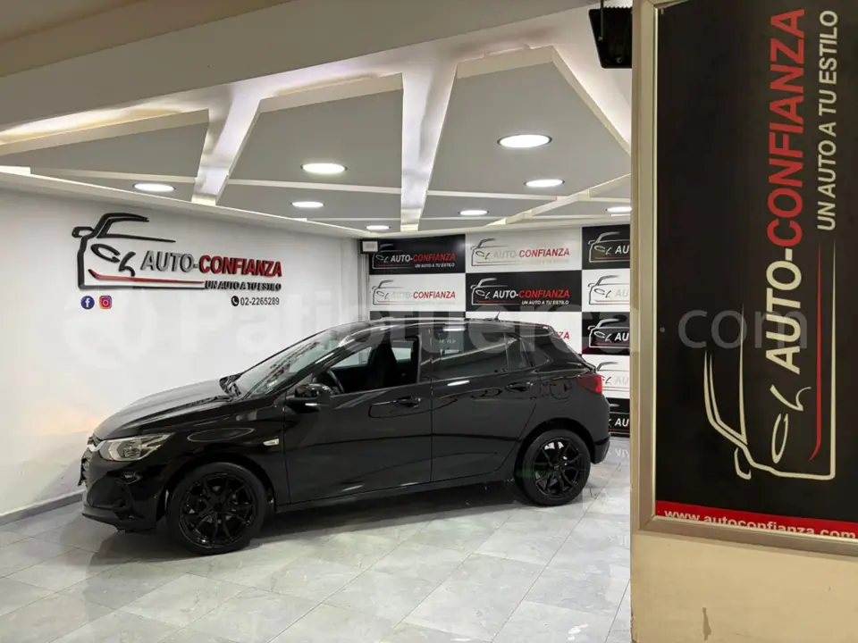 Foto 2 de Chevrolet ONIX LT TURBO