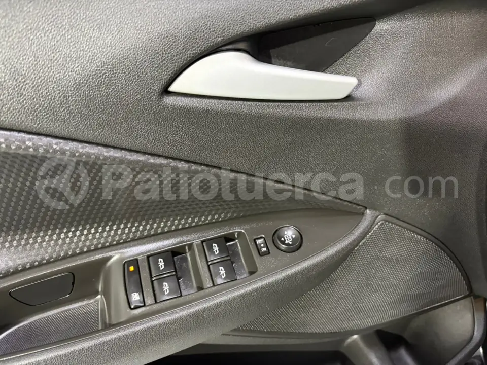 Foto 11 de Chevrolet ONIX LT TURBO