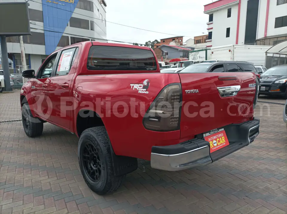 Foto 4 de Toyota Hilux CD 4X4
