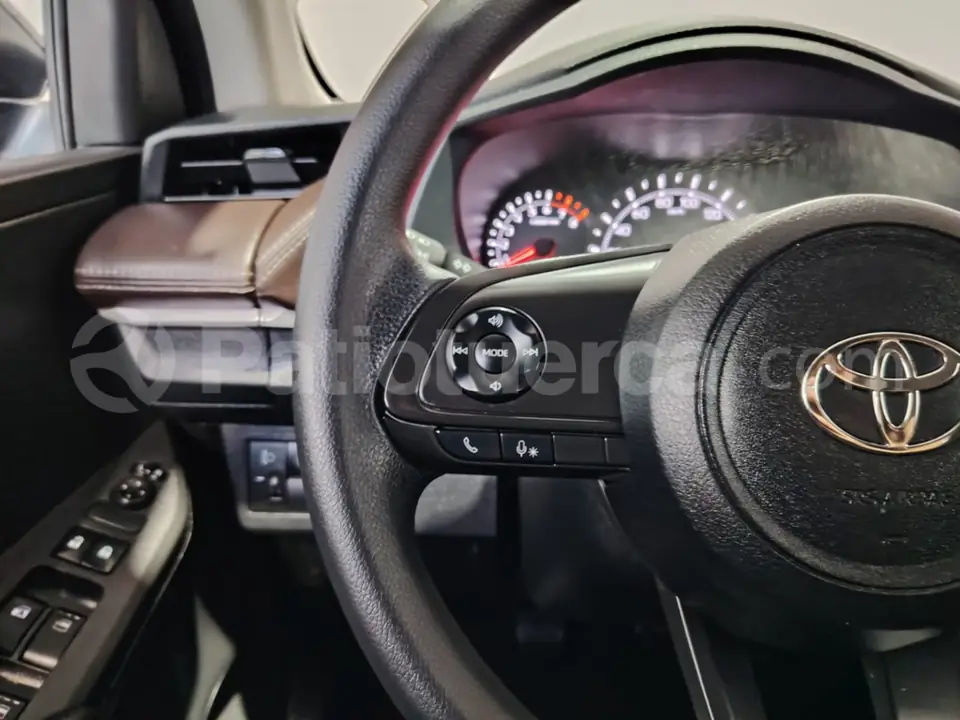 Foto 17 de Toyota Yaris