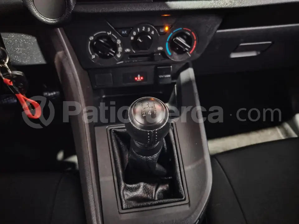 Foto 19 de Toyota Yaris