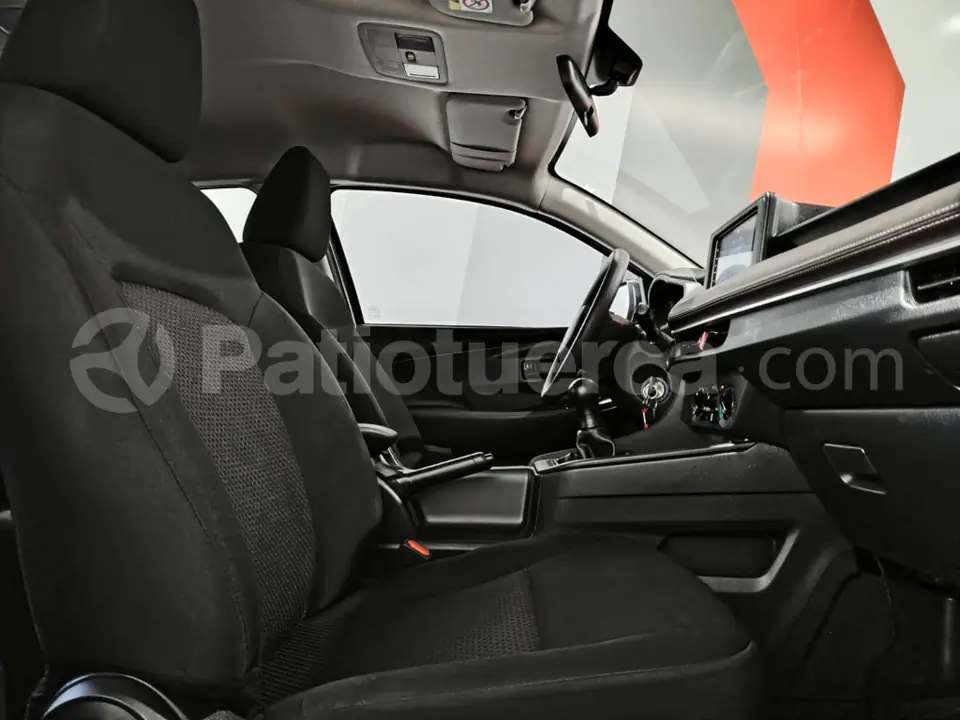 Foto 22 de Toyota Yaris