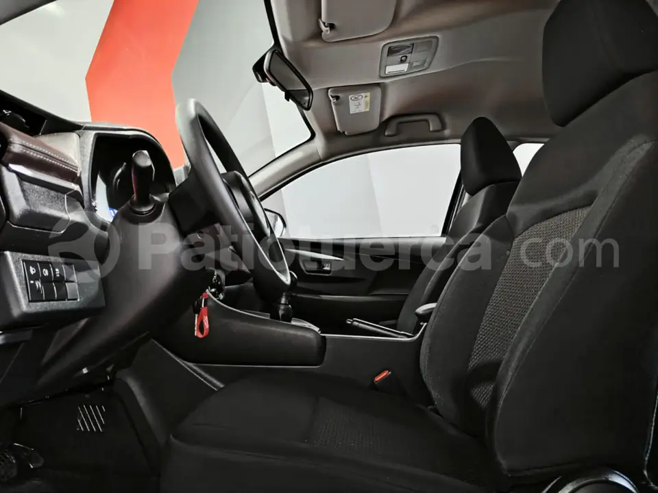 Foto 26 de Toyota Yaris