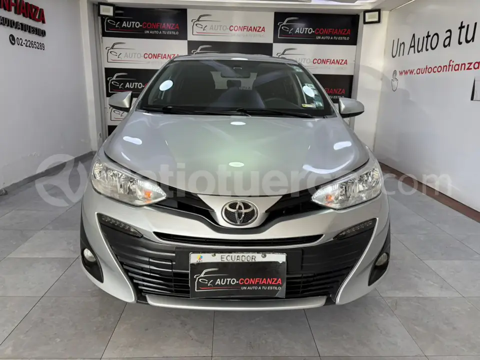 Foto 4 de Toyota Yaris S