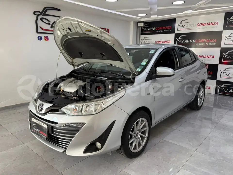 Foto 26 de Toyota Yaris S