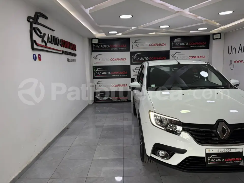 Foto 1 de Renault LOGAN CROSS INTENS