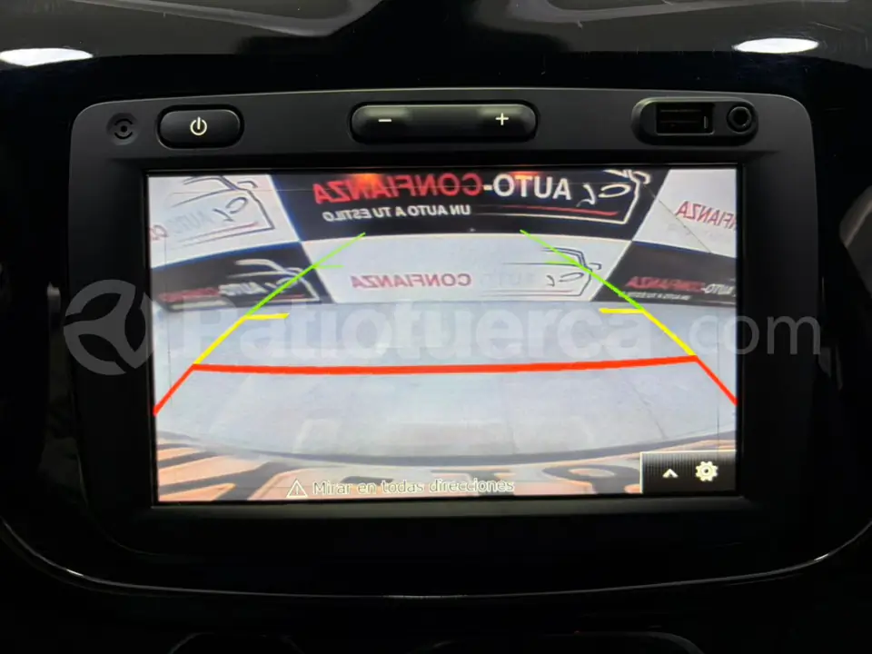 Foto 24 de Renault LOGAN CROSS INTENS