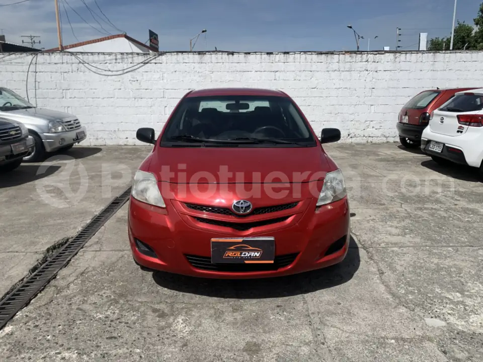Foto 3 de Toyota Yaris