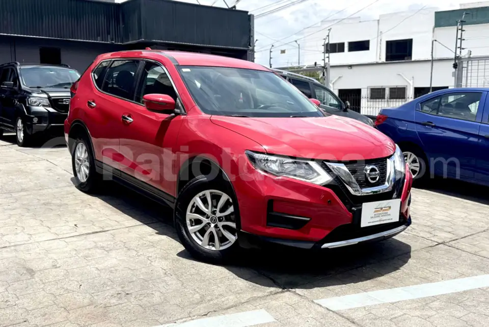Foto 1 de Nissan X-Trail Sense 2 Row