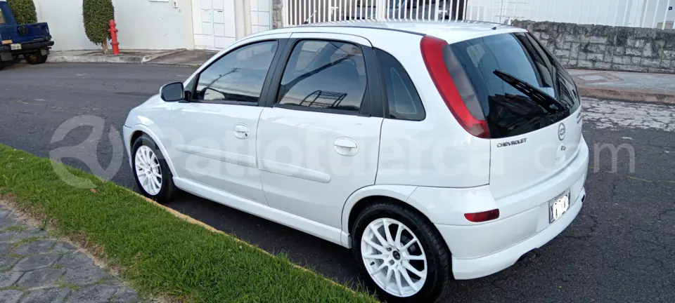 Foto 3 de Chevrolet Corsa Evolution