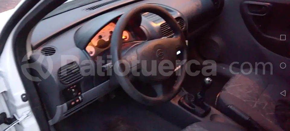 Foto 16 de Chevrolet Corsa Evolution