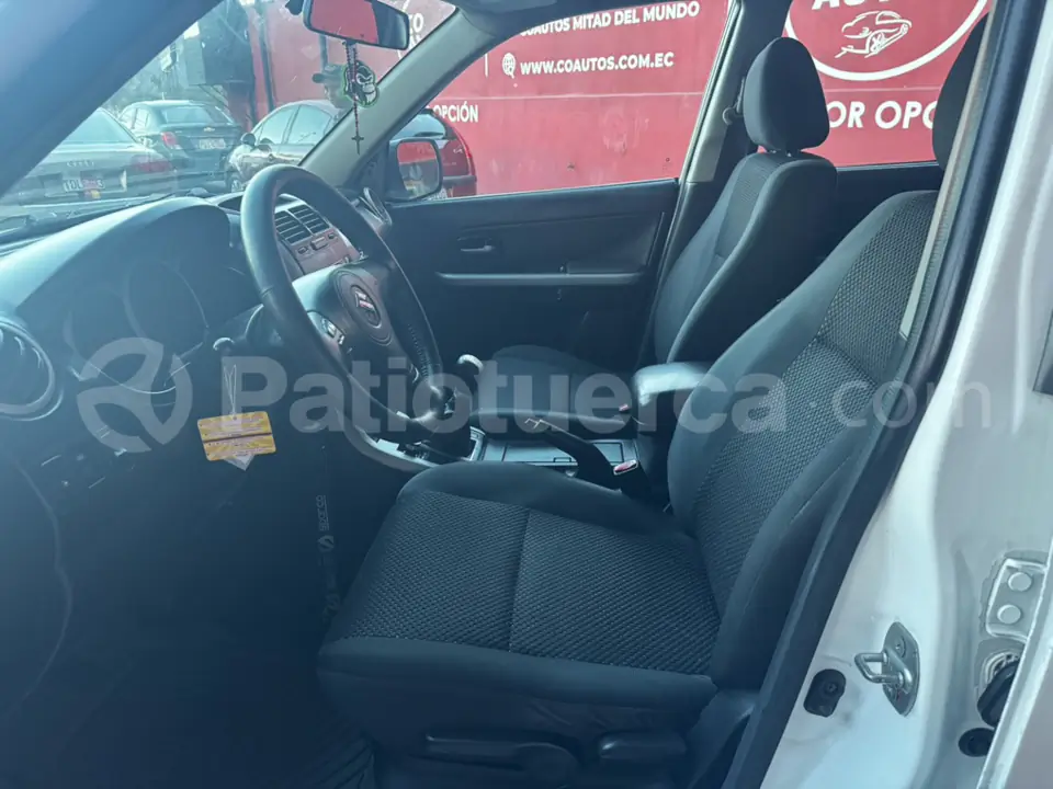 Foto 8 de Suzuki Grand Vitara SZ
